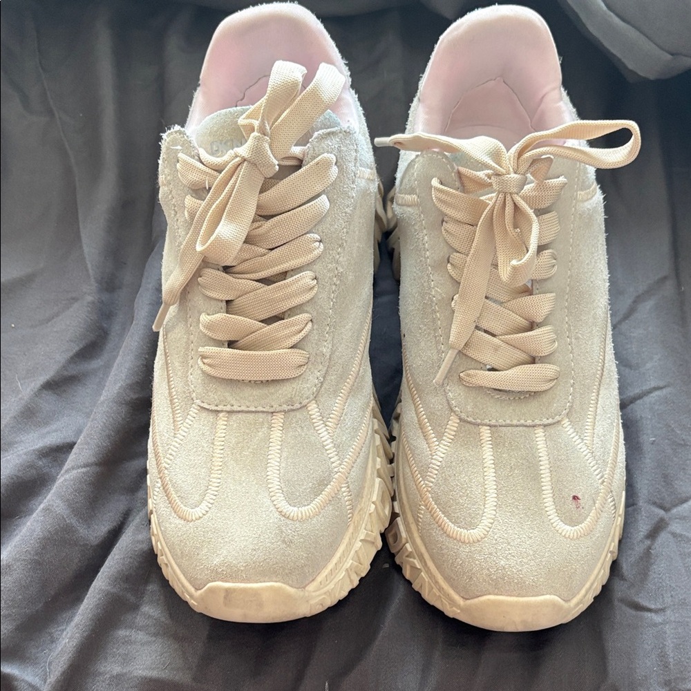 DKNYC Beige Women's Sneakers
